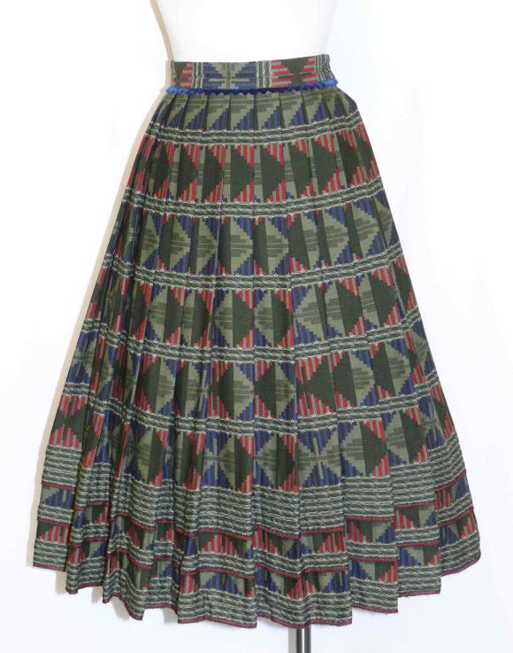 PLEATED FULL WOOL German Western Dance Swing SKIRT 10 M  